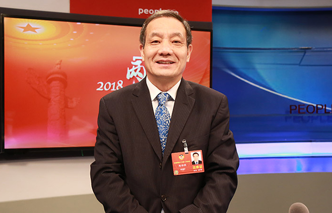 全國政協(xié)常委、湖南省人大常委會副主任楊維剛：創(chuàng)建“數(shù)字政府”賦能數(shù)字經濟發(fā)展