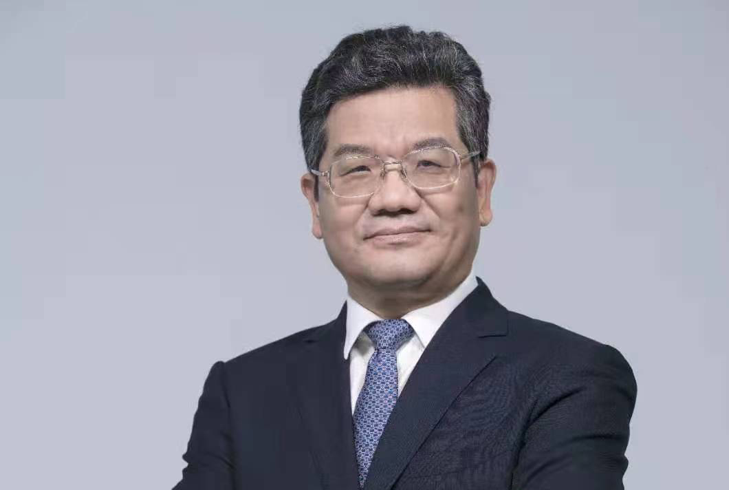 全國政協委員、中國稅務學會副會長 張連起